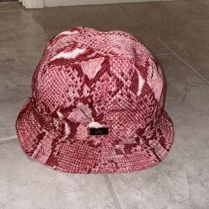 VINTAGE GUCCI By Tom Ford Rare! Y2K Bucket Hat SnakeSkin Print Size S